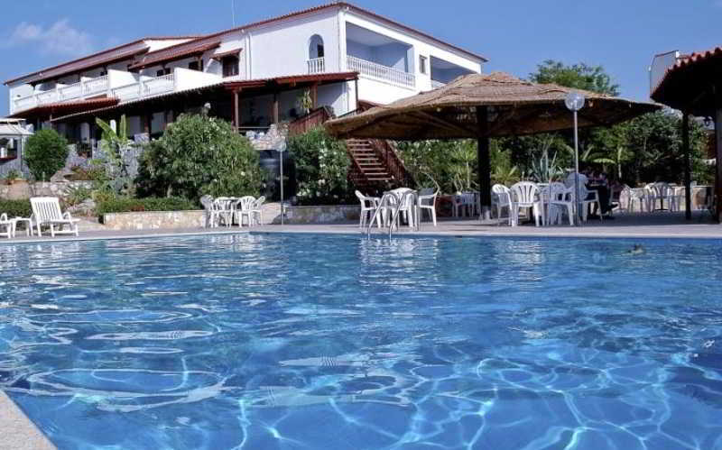 Hotel Navarone Petrochori  Buitenkant foto