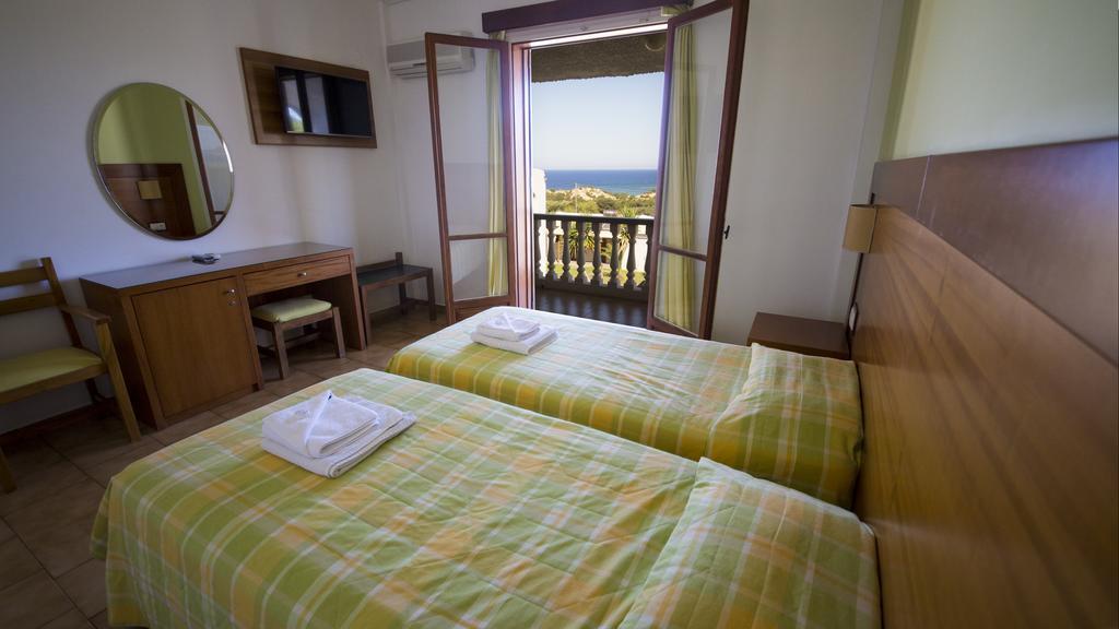 Hotel Navarone Petrochori  Buitenkant foto