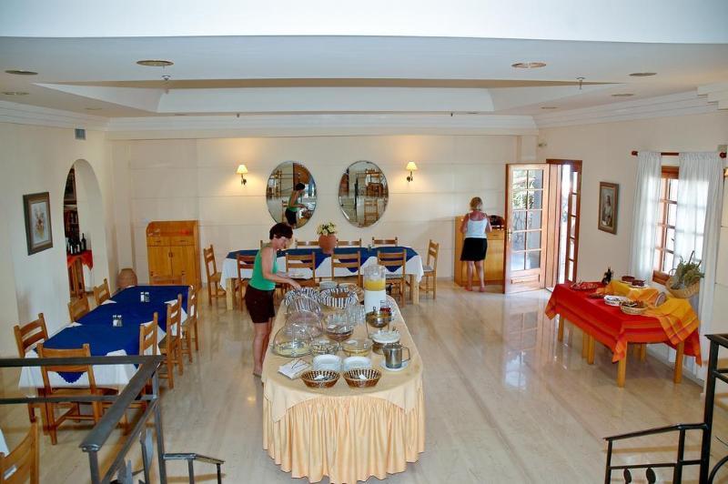 Hotel Navarone Petrochori  Buitenkant foto