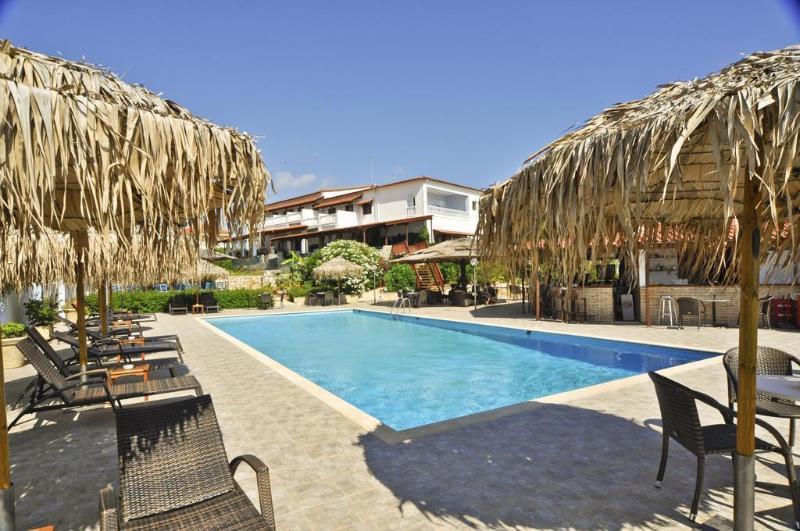 Hotel Navarone Petrochori  Buitenkant foto